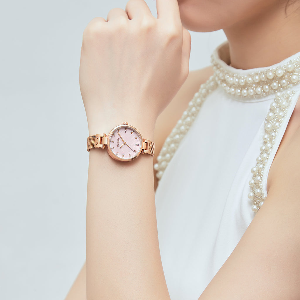 MEGIR Watches for Women Top Brand Fashion Ladies Wristwatch Waterproof Female Quartz Luxury Watch Montre Femme 7025